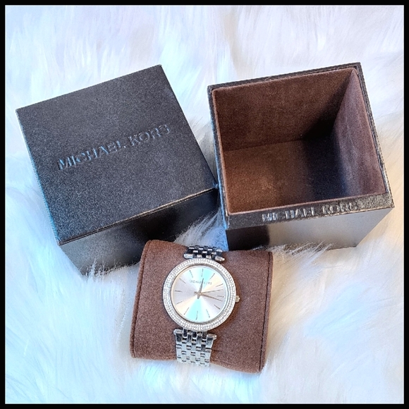 Michael Kors Silver Darci Jewel Encrusted Women's Watch - Picture 1 of 8
